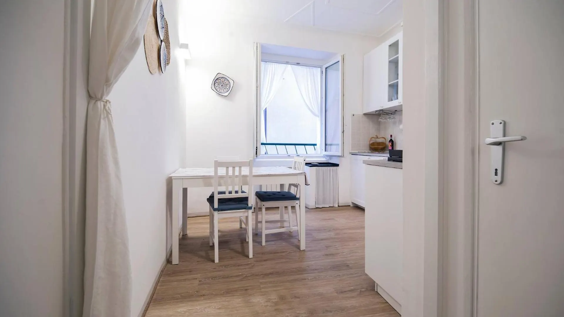 Zenamore Janov Apartmán